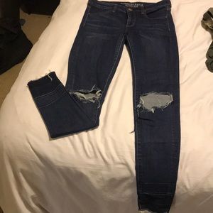 AMERICAN EAGLE JEANS SIZE 8 LONG